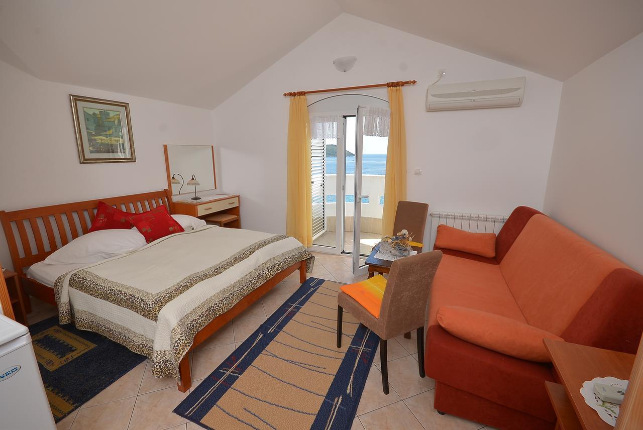 Hotel Vila Margot Herceg Novi Exterior foto